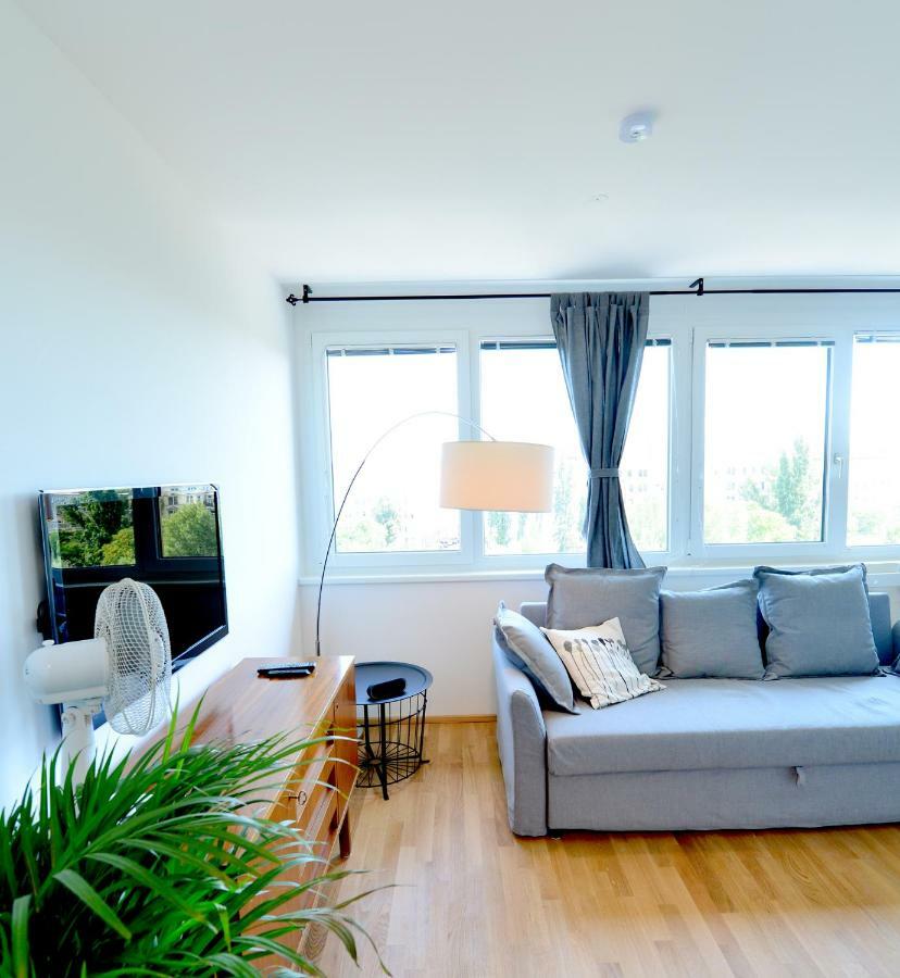 Erdberger Laende Apartment Виена Екстериор снимка