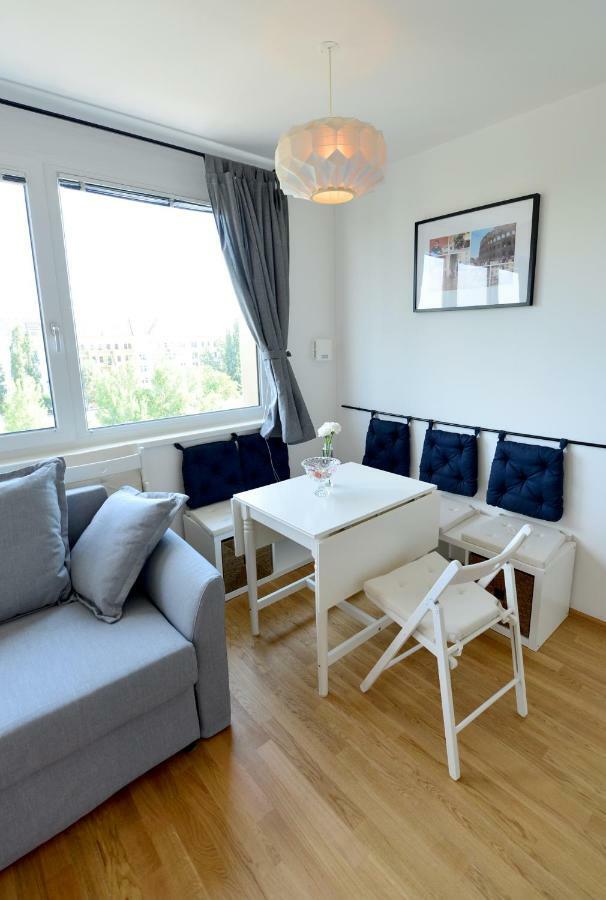 Erdberger Laende Apartment Виена Екстериор снимка